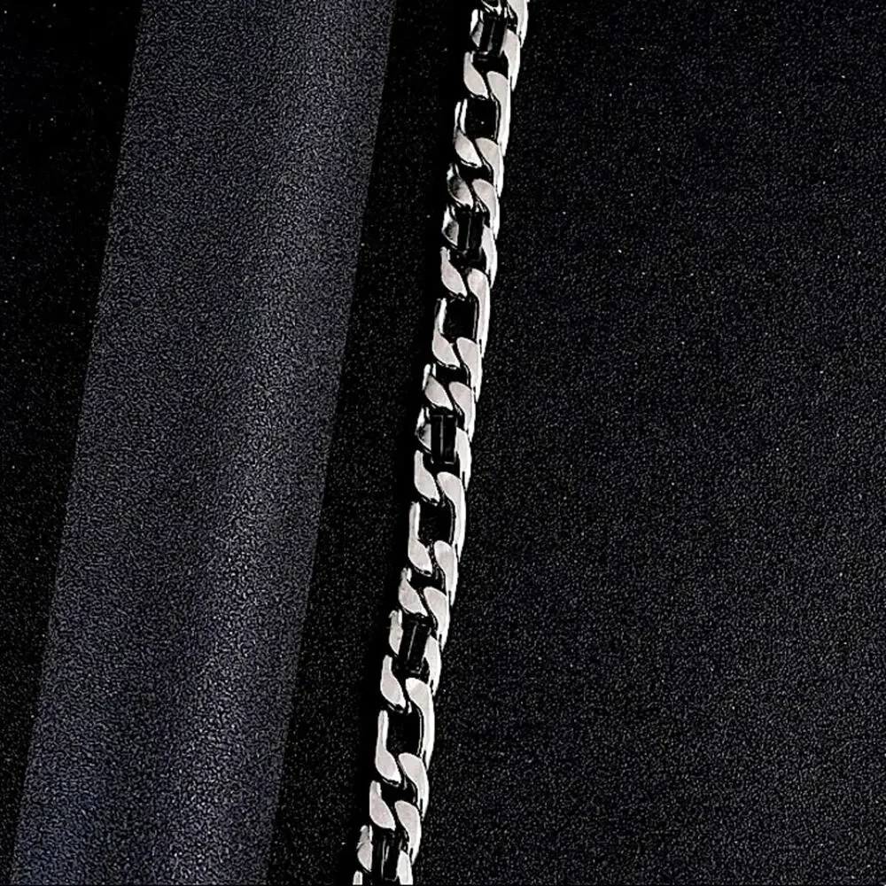 STAINLESS STEEL CHAIN LINK MINIMALIST BRACELET